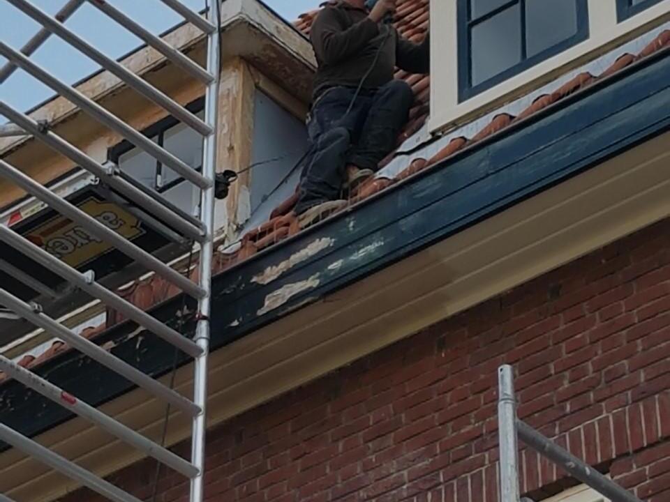 achtien_1.jpg